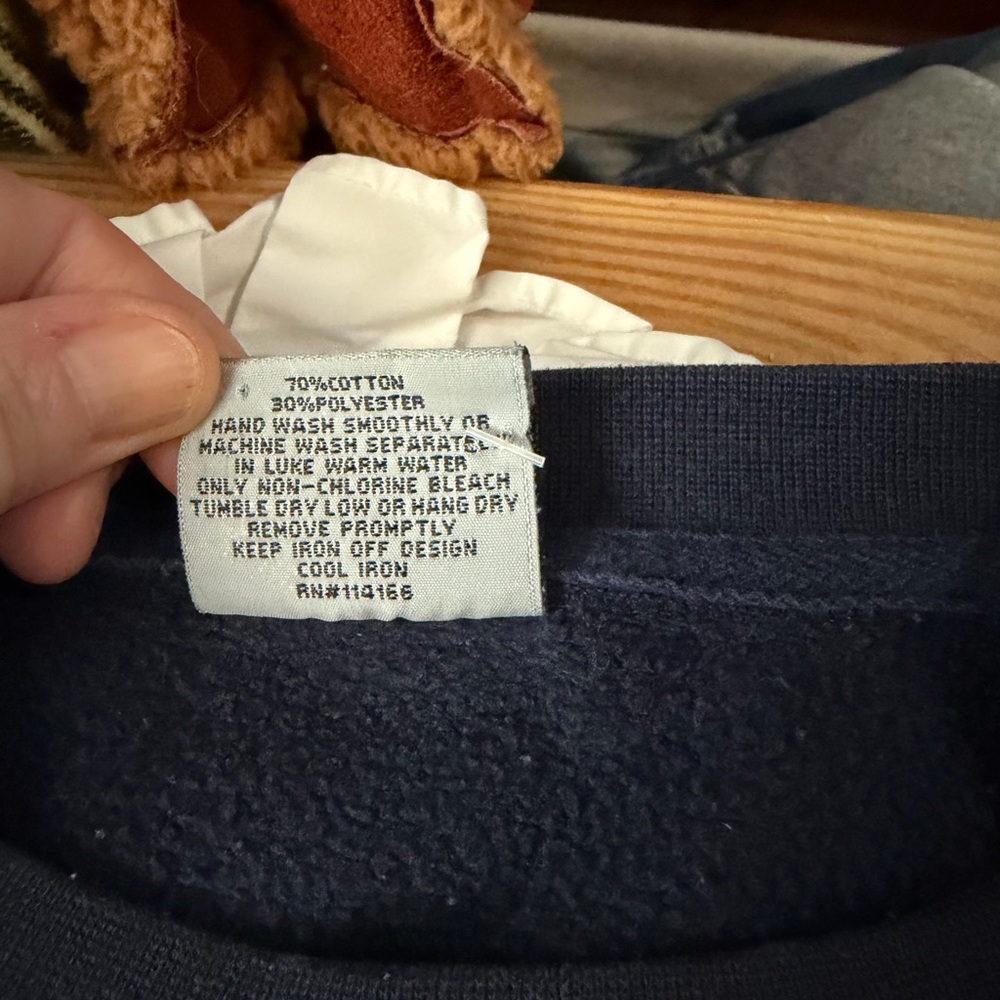 VTG STADIUM ATHLETICS NOTRE DAME Sweatshirt Crewneck Y2K Embossed Blue M‎ - Picture 5 of 7